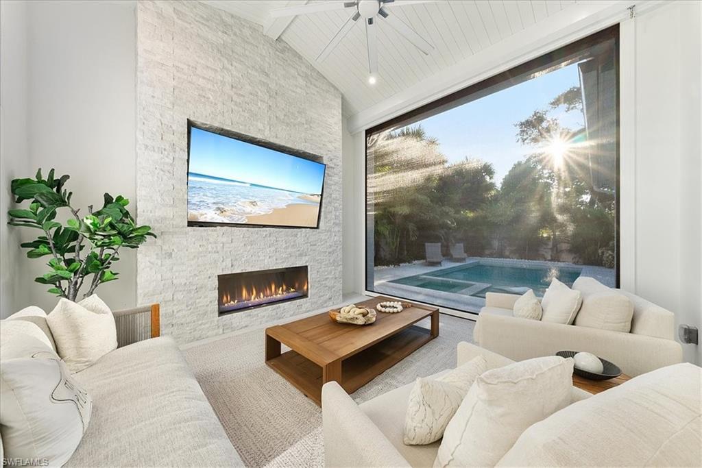 OAK KNOLL - Residential