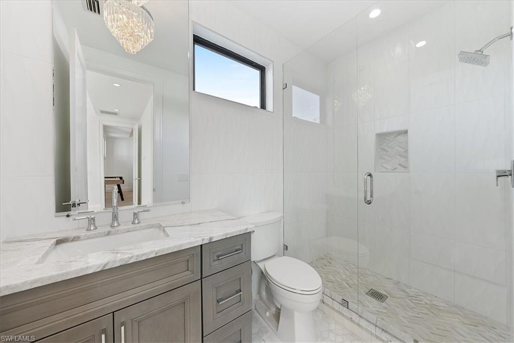 OAK KNOLL - Residential