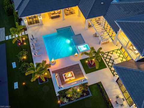 186 North ST NAPLES FL 34108