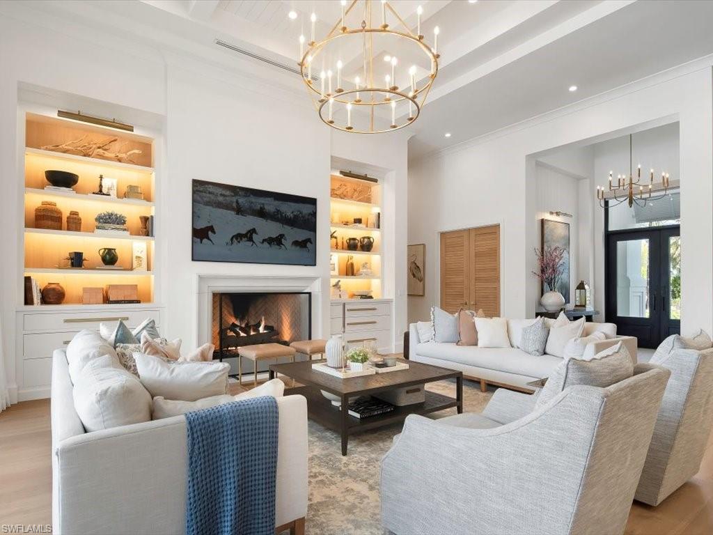 PINE RIDGE - Residential