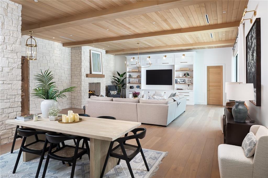 PINE RIDGE - Residential