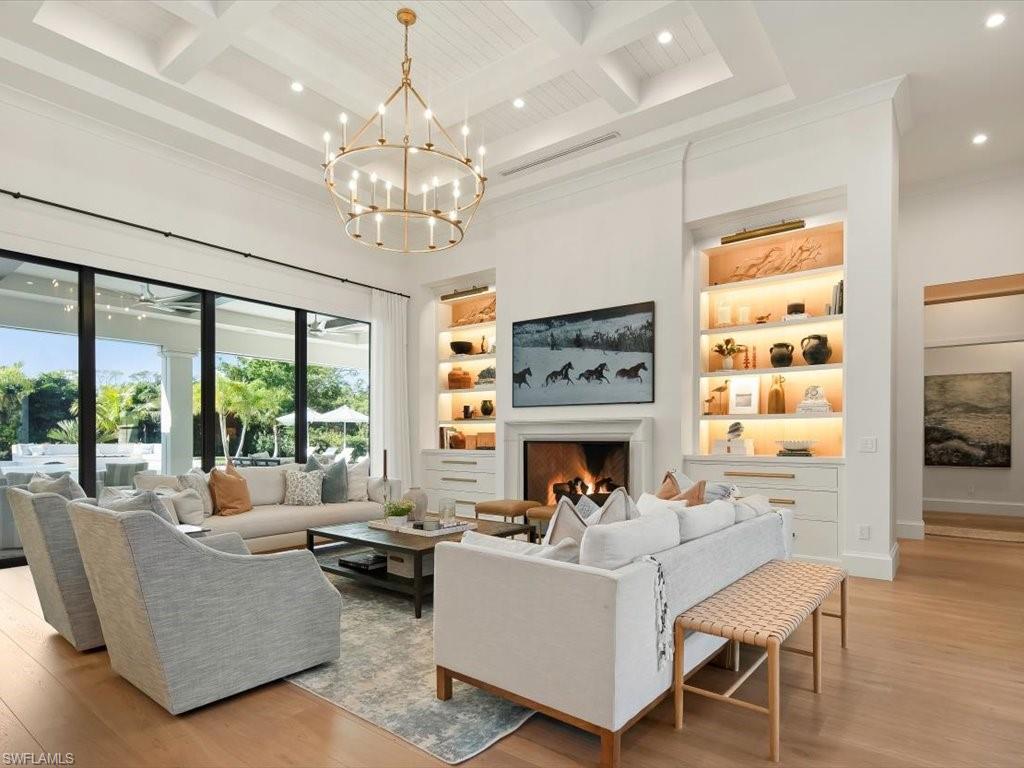 PINE RIDGE - Residential