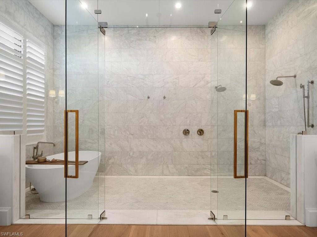 PINE RIDGE - Residential