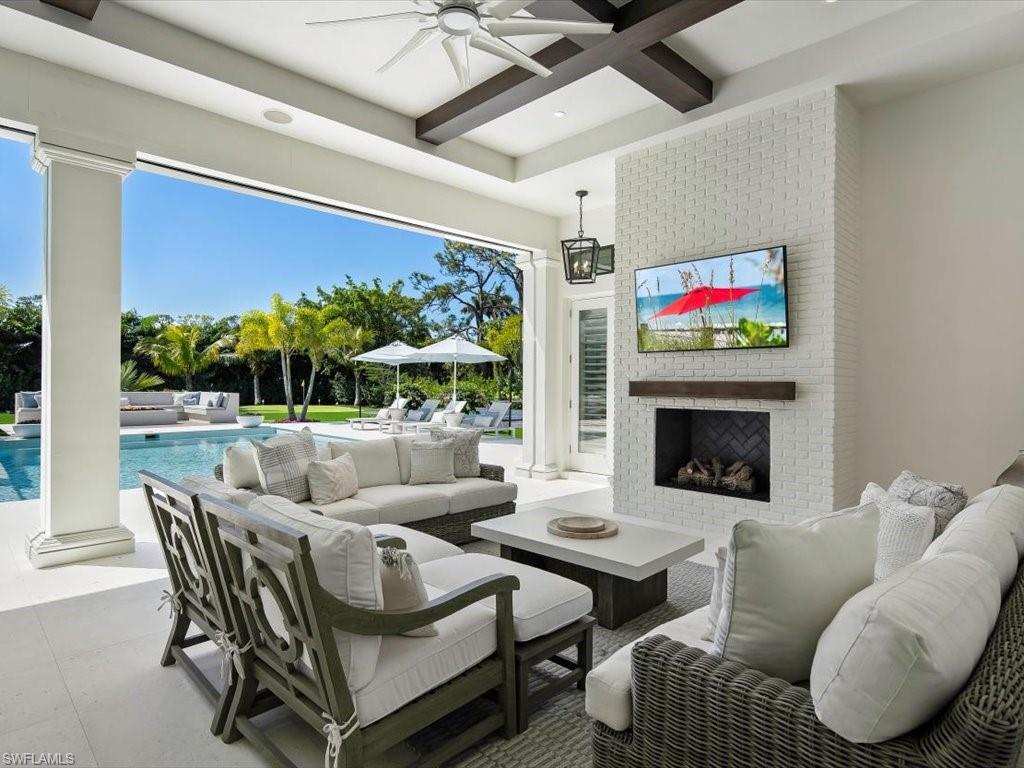 PINE RIDGE - Residential