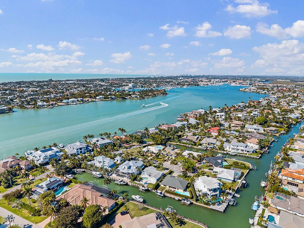 ROYAL HARBOR - Residential