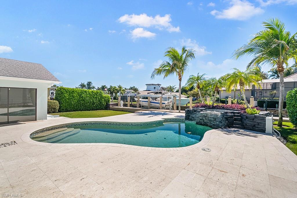 ROYAL HARBOR - Residential