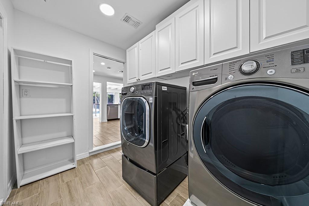 ROYAL HARBOR - Residential