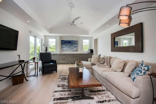 GOLF DRIVE ESTATES - Residential