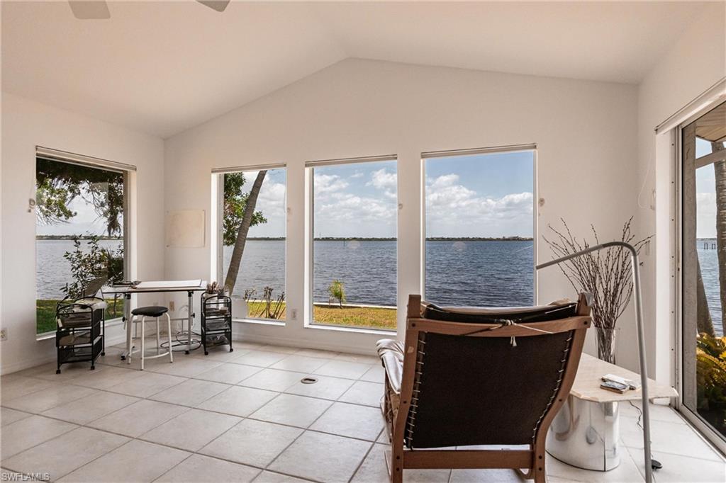 PORT CHARLOTTE - Residential