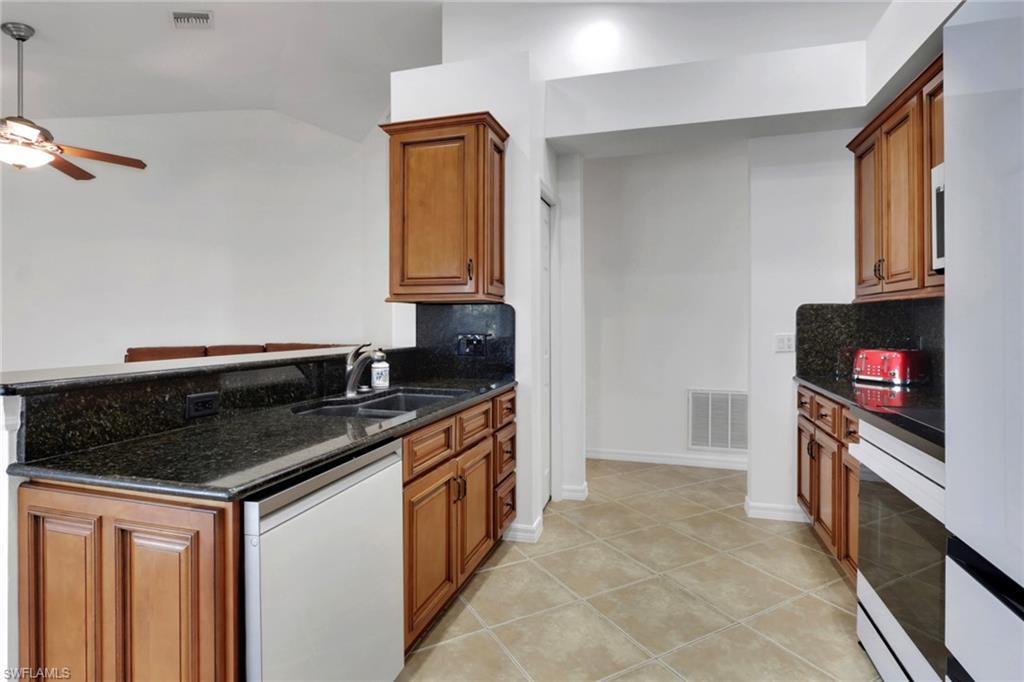 GOLDEN GATE ESTATES - Residential