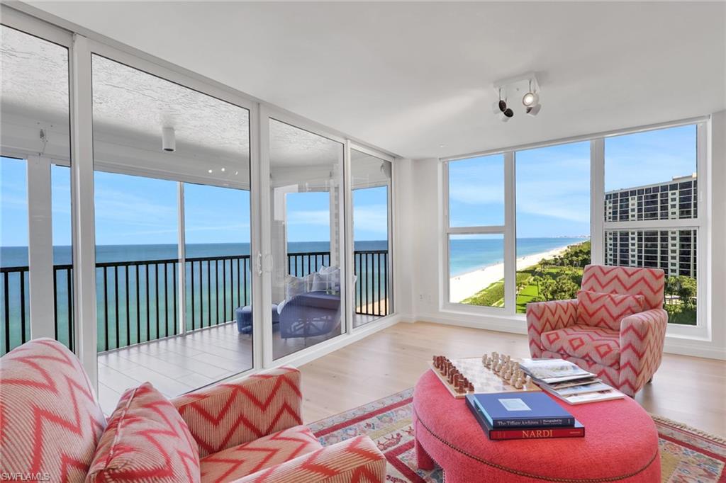 VANDERBILT SHORES - Residential