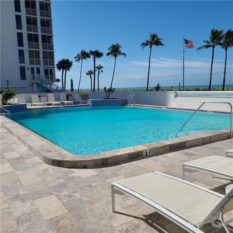 VANDERBILT SHORES - Residential