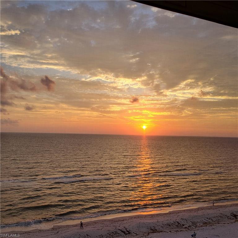 VANDERBILT SHORES - Residential