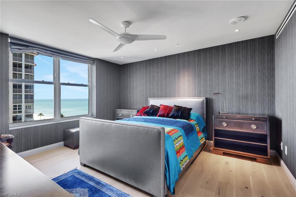 VANDERBILT SHORES - Residential