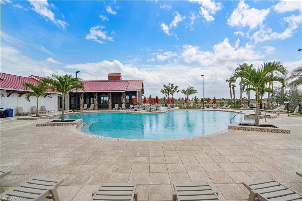 TRAILS EDGE - Residential