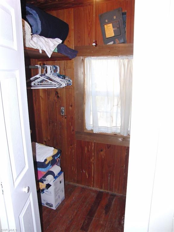 HILLS T.P. - Residential