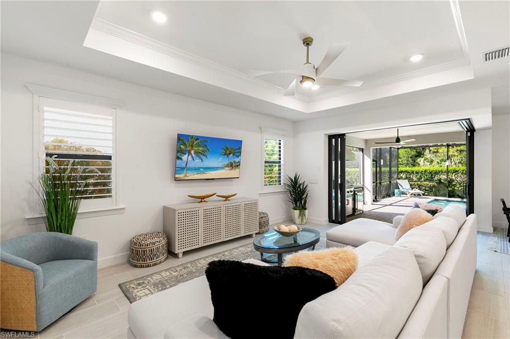 VENTANA POINTE - Residential