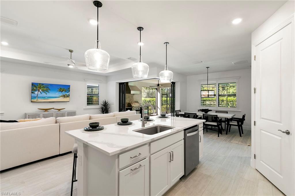 VENTANA POINTE - Residential