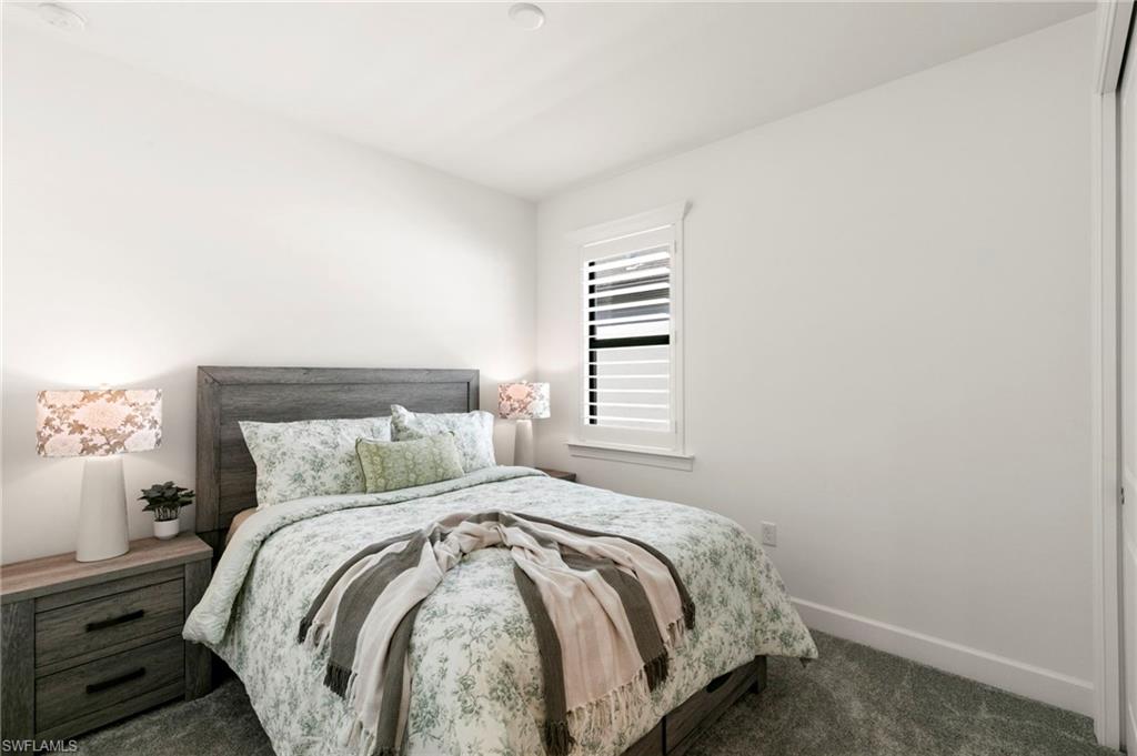 VENTANA POINTE - Residential