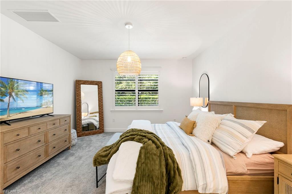 VENTANA POINTE - Residential