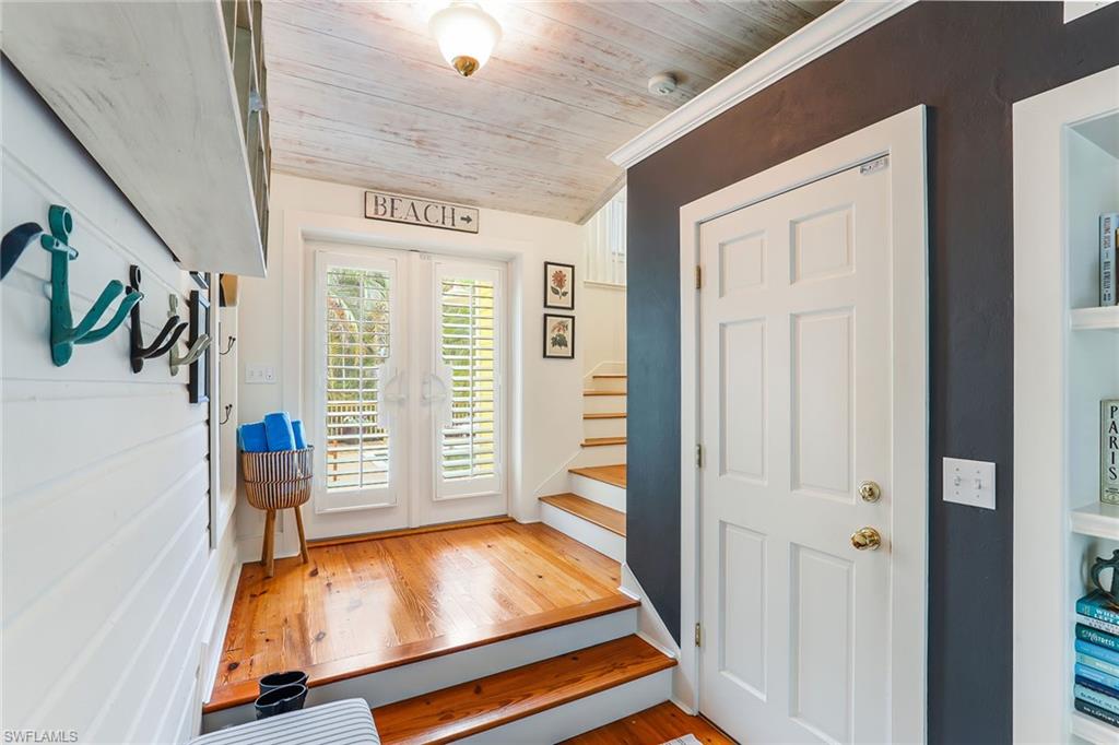 OLDE NAPLES - Residential