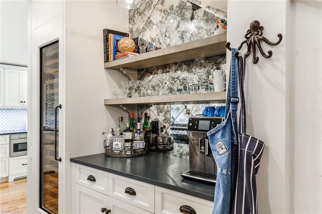 OLDE NAPLES - Residential