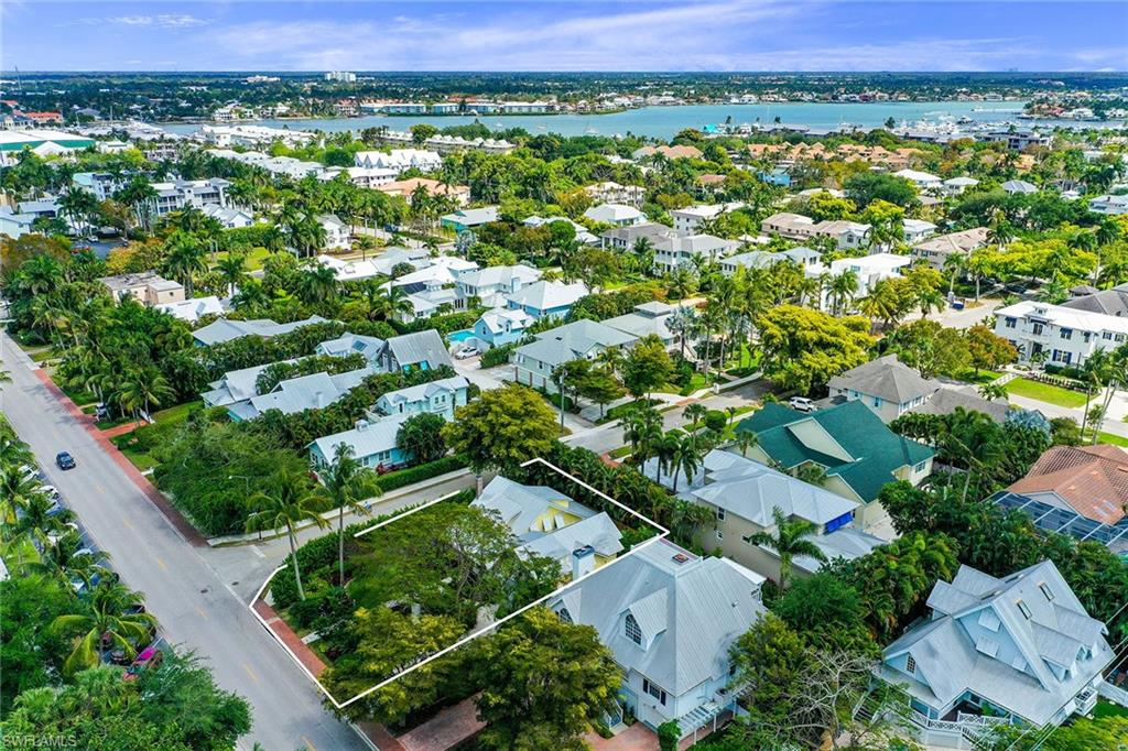 OLDE NAPLES - Residential