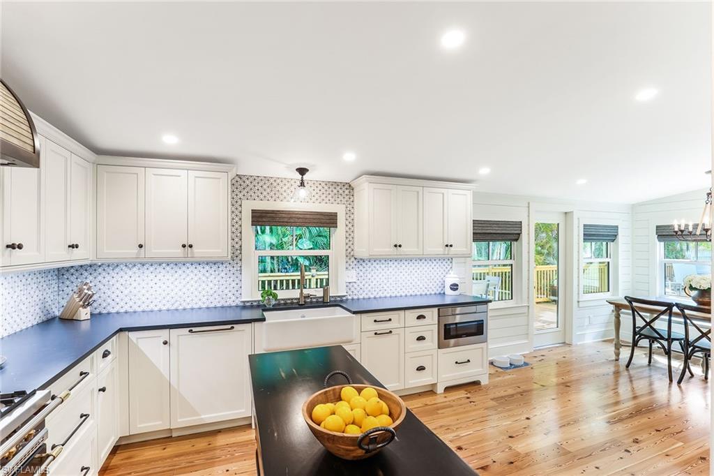 OLDE NAPLES - Residential