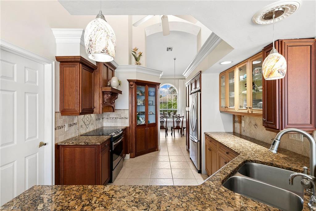 MARCO ISLAND - Residential