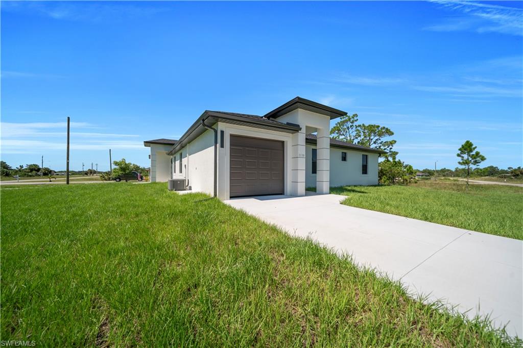 LEHIGH ACRES - Residential