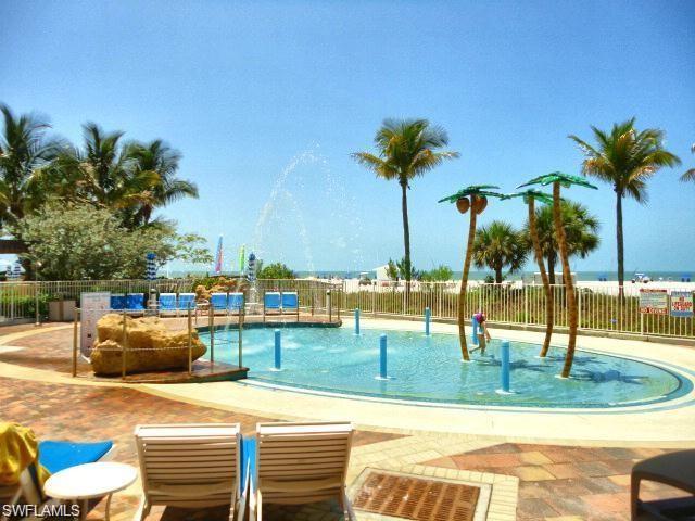 CAPTIVA VILLAS - Residential