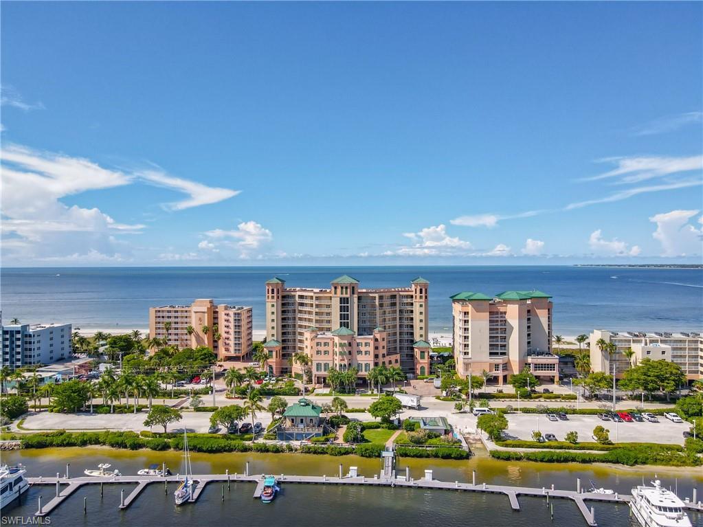 CAPTIVA VILLAS - Residential