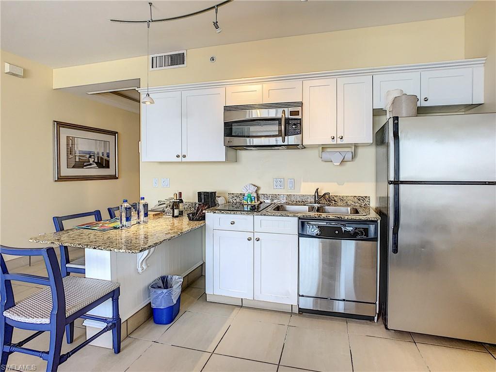 CAPTIVA VILLAS - Residential