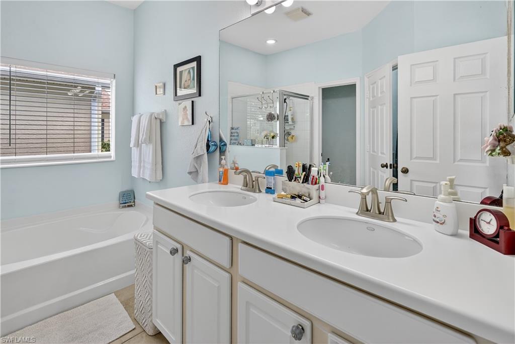 GLADIOLUS PRESERVE - Residential