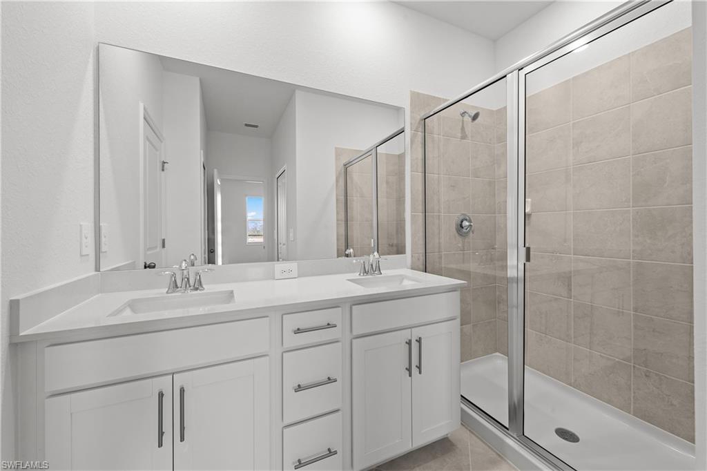 TUCKERS COVE - Residential