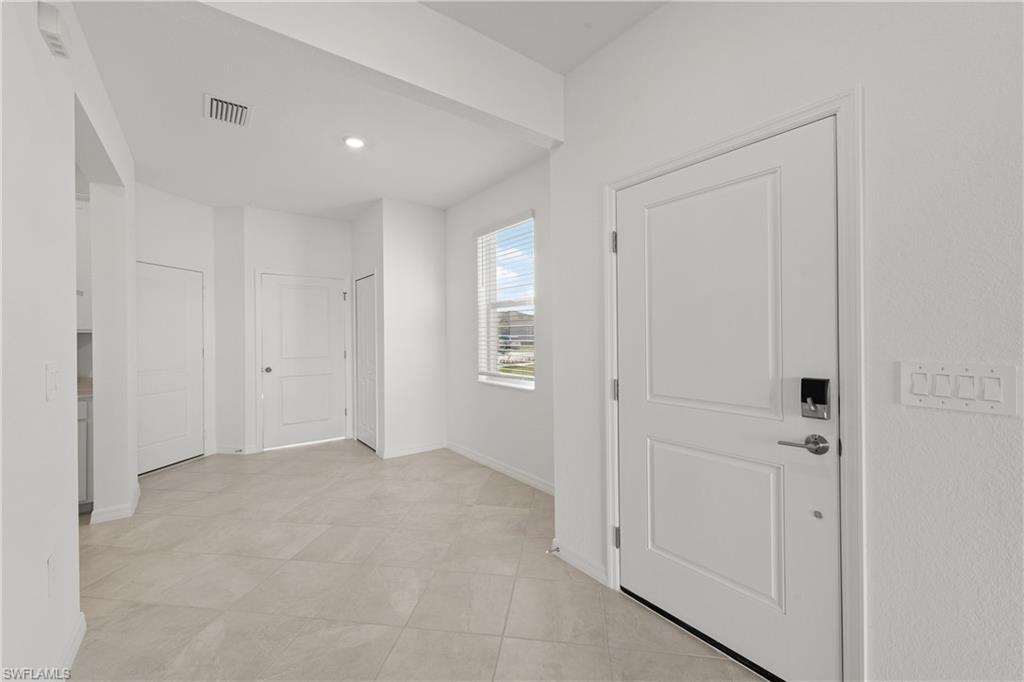 TUCKERS COVE - Residential