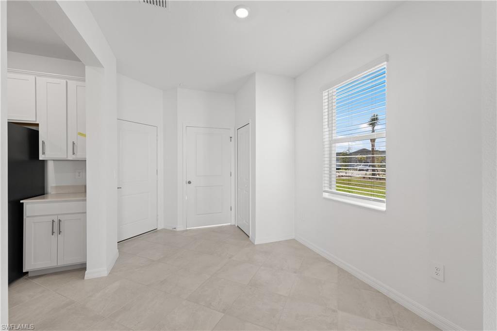 TUCKERS COVE - Residential