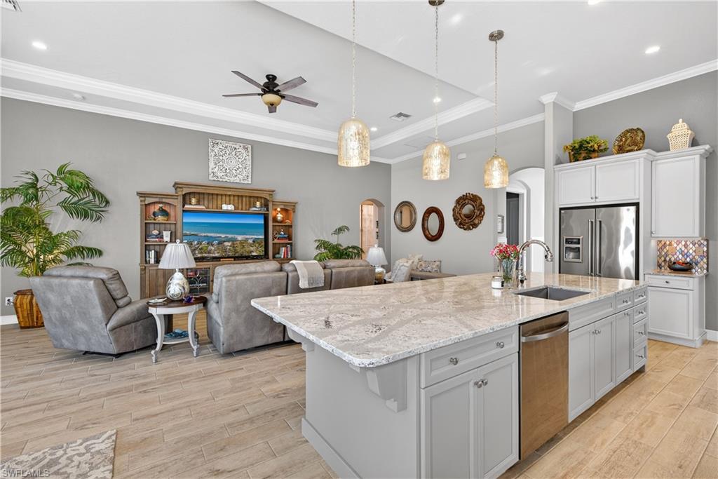 BONITA LAKES - Residential