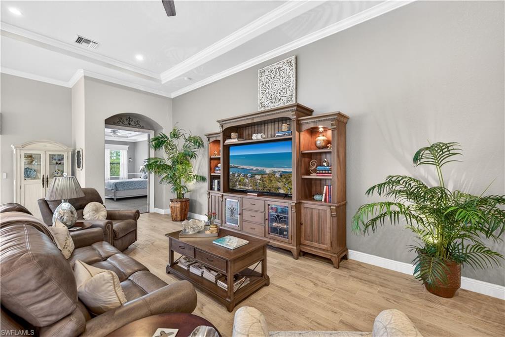 BONITA LAKES - Residential