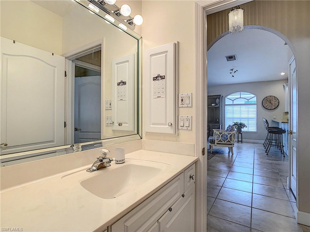 NAPLES PARK - Residential