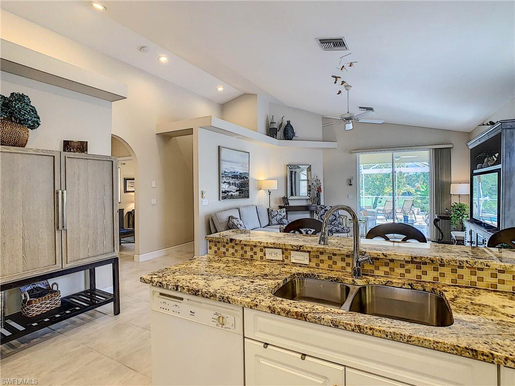 NAPLES PARK - Residential