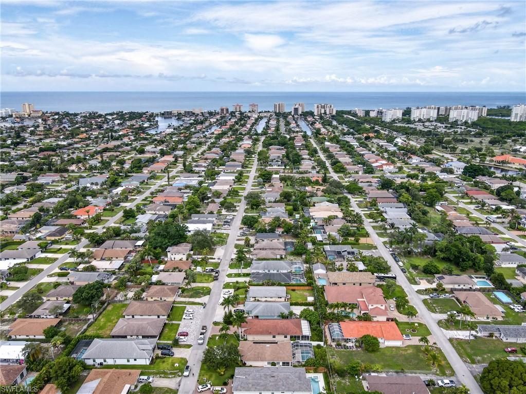 NAPLES PARK - Residential