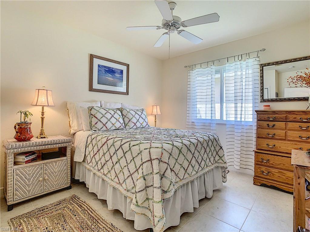 NAPLES PARK - Residential