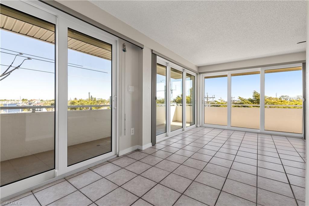 SUNSET TOWERS CONDO - Residential