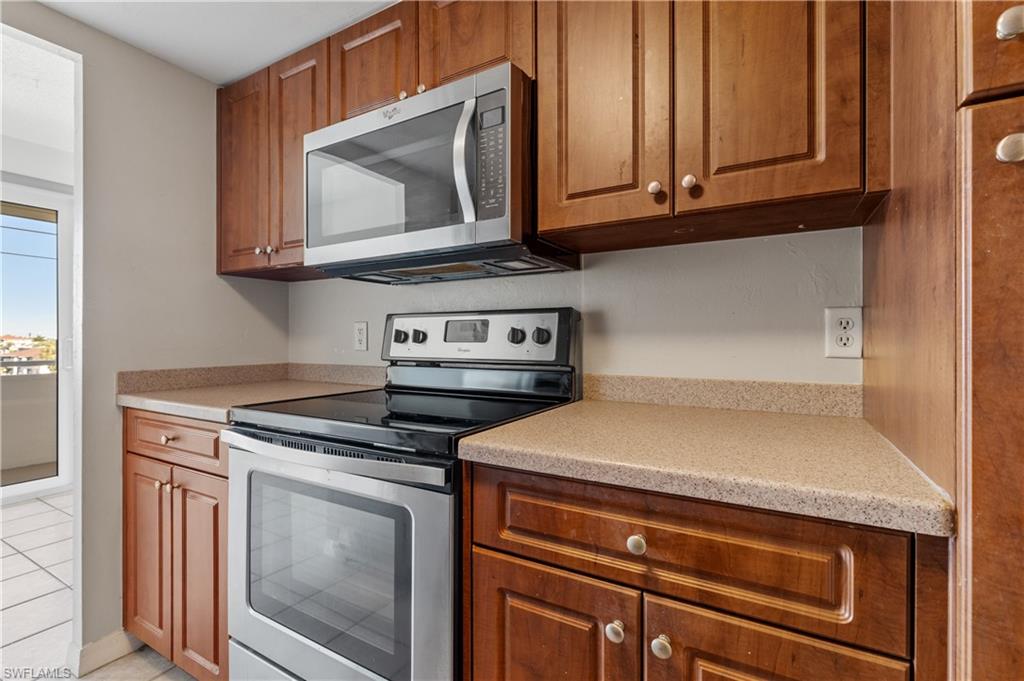 SUNSET TOWERS CONDO - Residential