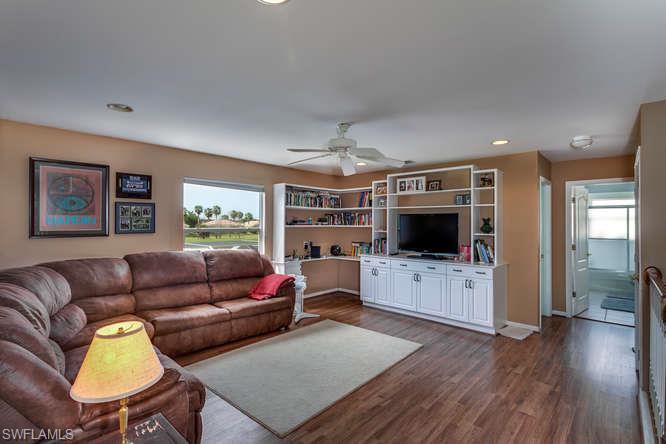 STONEYBROOK - Residential