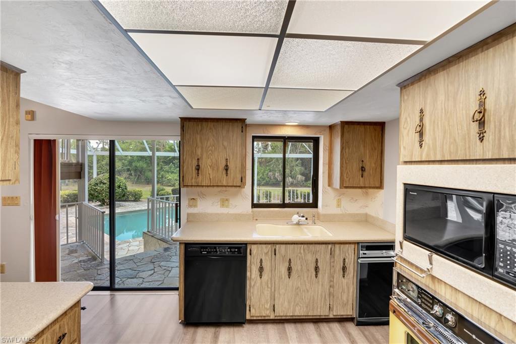 BRYNWOOD - Residential