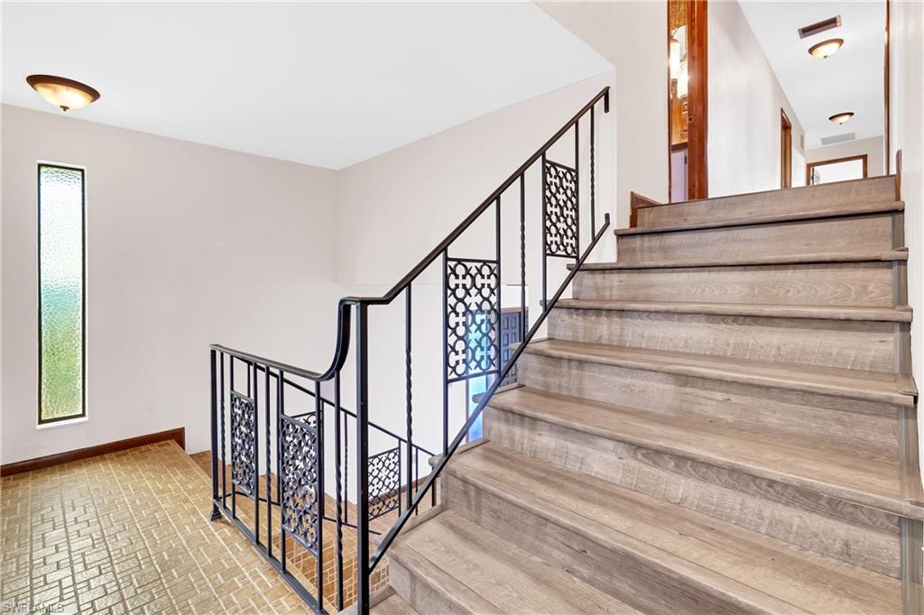 BRYNWOOD - Residential