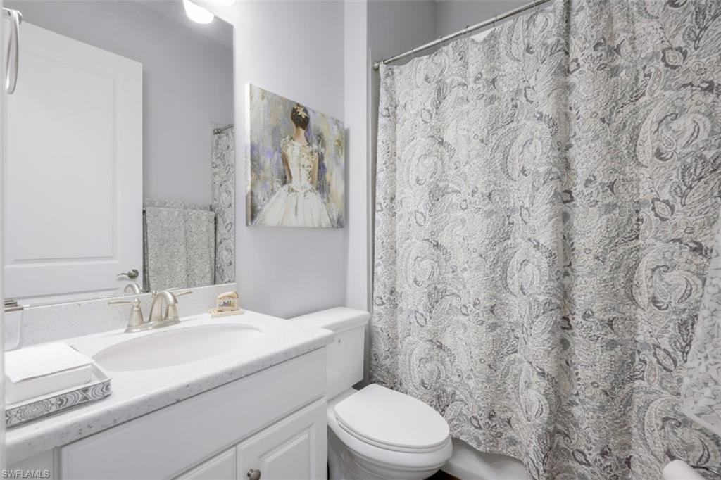 ESTERO POINTE - Residential