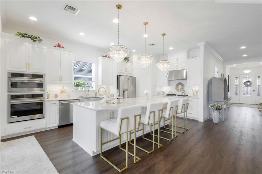 ESTERO POINTE - Residential